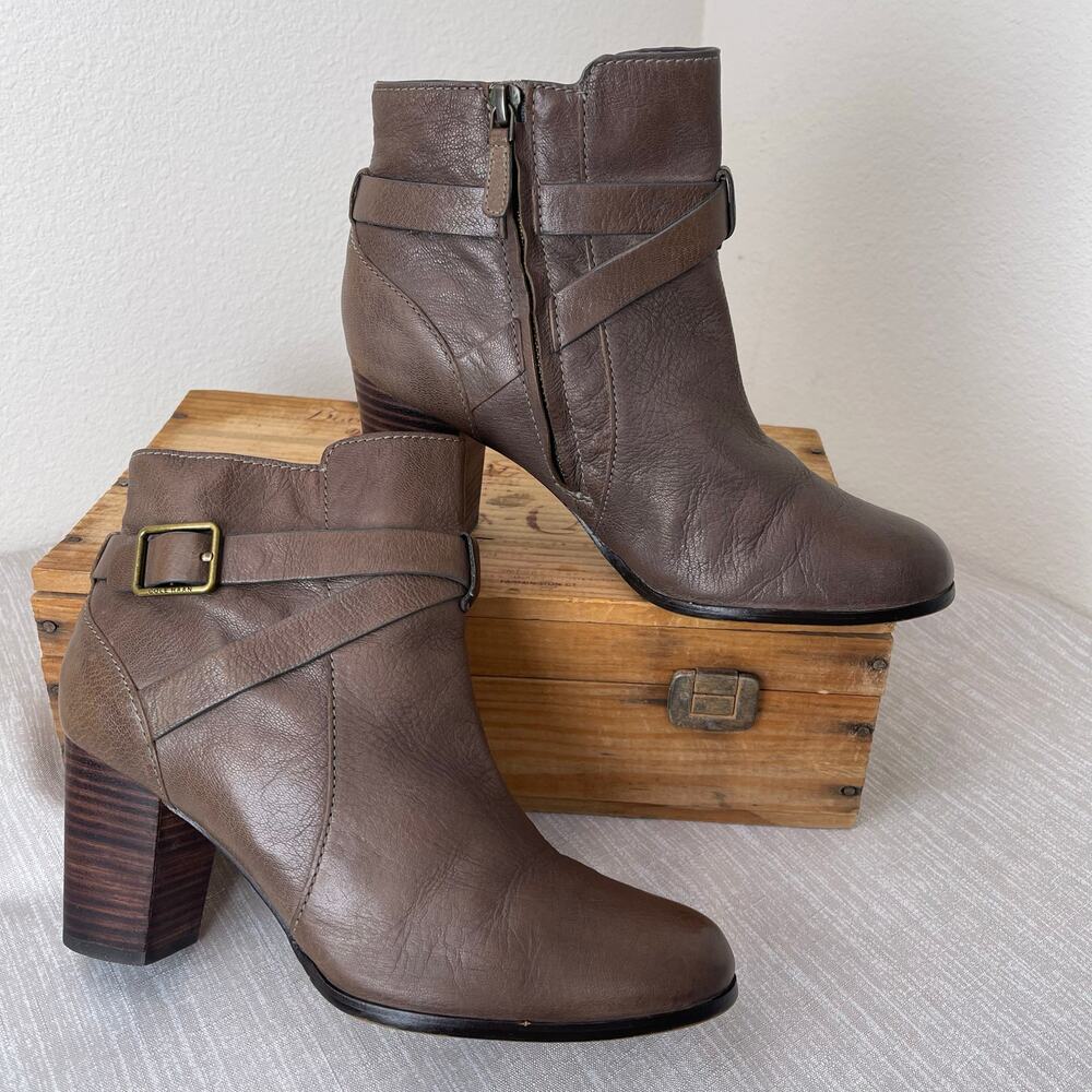 Cole Haan Grand OS Brown Leather Ankle Boot Strap Buckle Block Heel Bootie 7.5 B